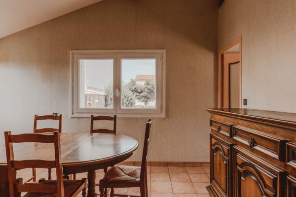 Maison
         7 pièces
        - 98 m² 299 000 € *