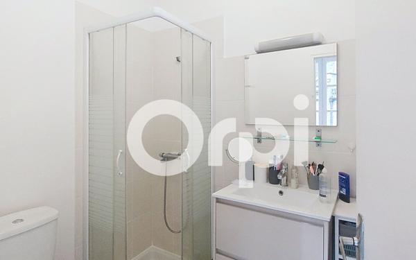 Appartement à louer    1 pièce • 48,24 m2 Saint-Flour