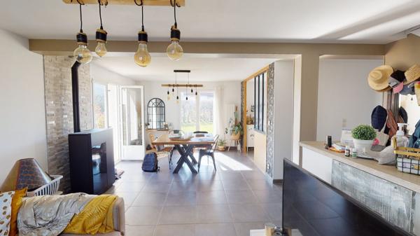 PAVILLON AXE CAEN-BAYEUX