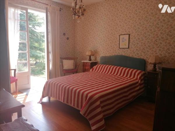 PAVILLON SUR SOUS SOL