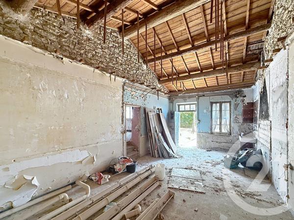 Maison à vendre  3 pièces - 72,15 m 2   CHATEAURENARD  - 13