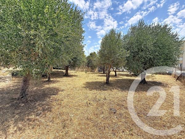 Maison à vendre  3 pièces - 72,15 m 2   CHATEAURENARD  - 13
