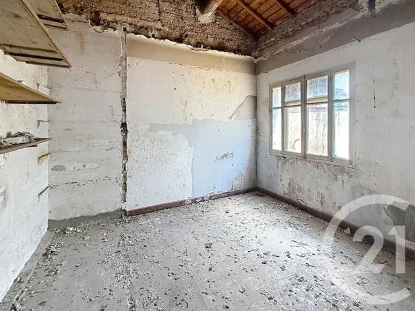 Maison à vendre  3 pièces - 72,15 m 2   CHATEAURENARD  - 13