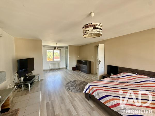 Maison à vendre 8 pièces 192,21 m² Soleymieux
