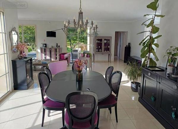 Achat - Maison | Maison individuelle Laval 53000 9 pièces 216 m 2 5010 m 2