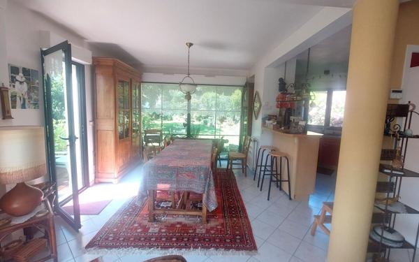 Maison à vendre    5 pièces • 142,53 m2 Bouffémont