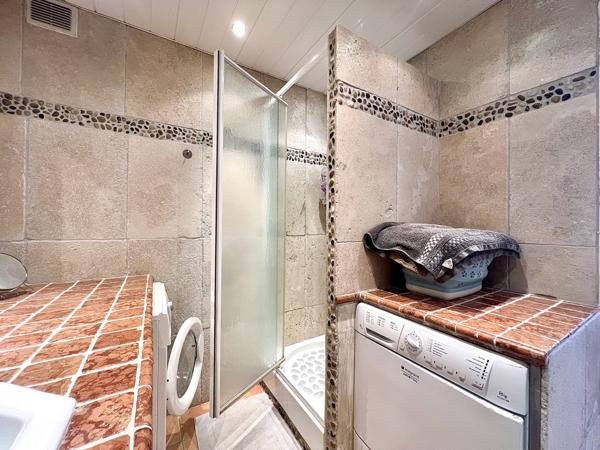 Chateau gombert (13013) 13013 MARSEILLE - Les Olives / Appartement 3 pièces 61m2, 2 balcons, cave et un parking privé.