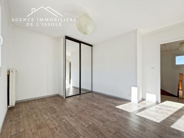 Brignoles (83170) Maison mitoyenne, 100m², 3 belles chambres, jardin