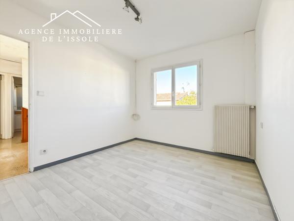 Brignoles (83170) Maison mitoyenne, 100m², 3 belles chambres, jardin