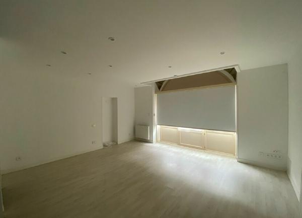 Appartement à louer  1 pièce • 41,88 m2 Septfonds
