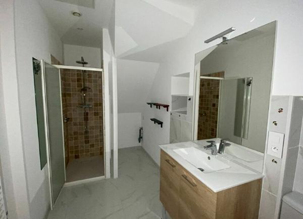 Appartement à louer  1 pièce • 41,88 m2 Septfonds