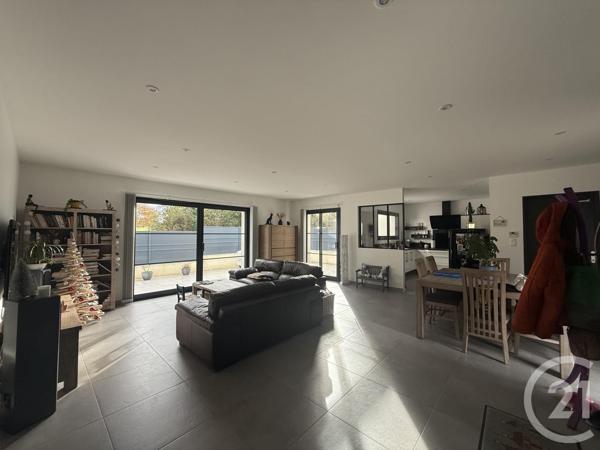 Maison à vendre  4 pièces - 119,46 m2 SAINTES - 17