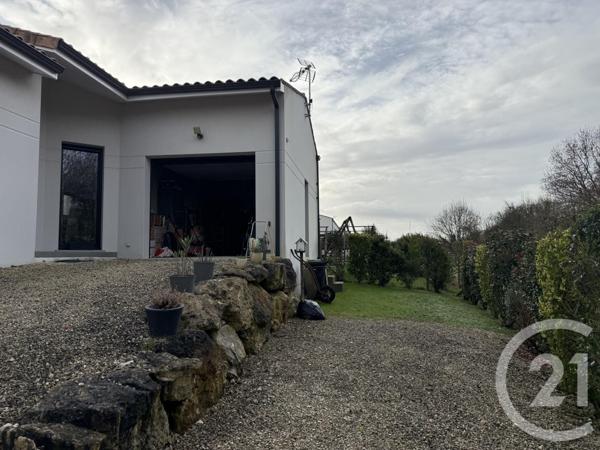 Maison à vendre  4 pièces - 119,46 m2 SAINTES - 17