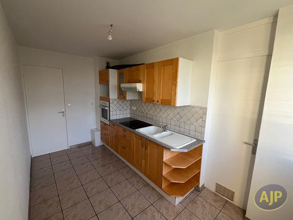 Vente appartement Cholet : 133 500 € - AJP Immobilier Cholet
