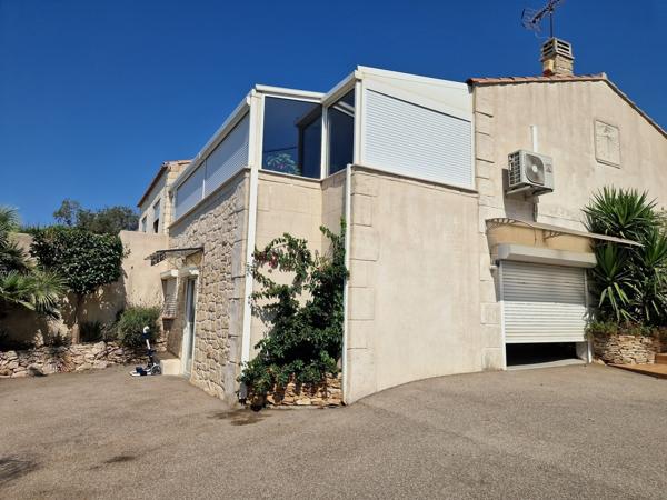 RARE A LA VENTE TRES BELLE VILLA AVEC STUDIO SUR ENSUES LA REDONNE