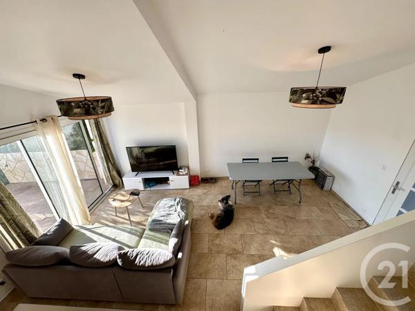 Maison à vendre  3 pièces - 91,43 m 2   SIX FOURS LES PLAGES  - 83