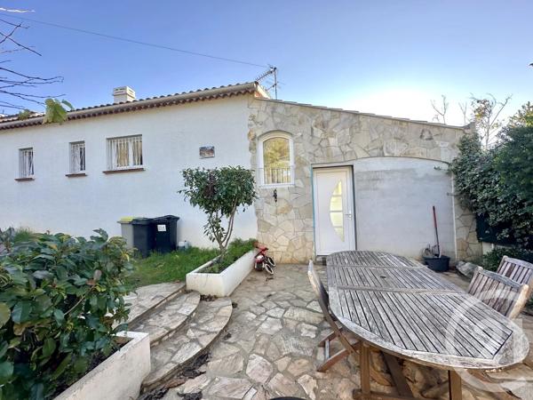 Maison à vendre  3 pièces - 91,43 m 2   SIX FOURS LES PLAGES  - 83
