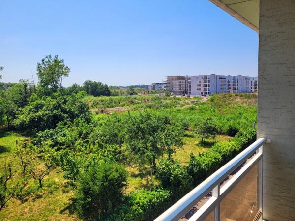 Appartement 1 pièce avec terrasse, garage et grenier
