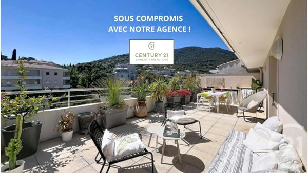 Appartement T4 à vendre  4 pièces - 82 m 2   CAVALAIRE SUR MER  - 83