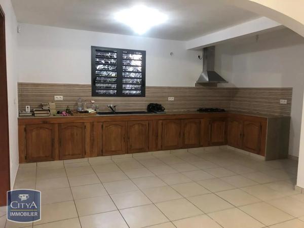 Maison à louer 4 pièces 104.95m² Sainte-Marie (97438)
