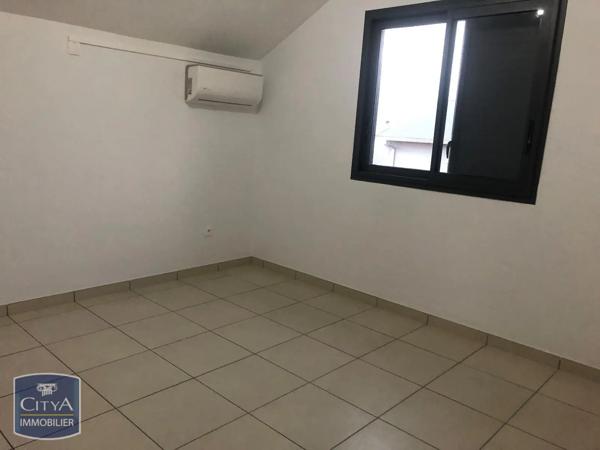 Maison à louer 4 pièces 104.95m² Sainte-Marie (97438)