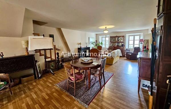 Vente Appartement 8 pièces 164 m2 à Lons-le-Saunier