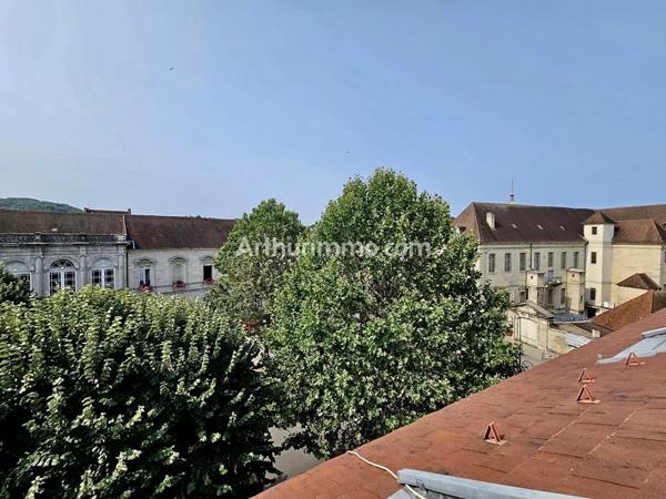 Vente Appartement 8 pièces 164 m2 à Lons-le-Saunier