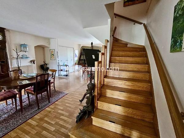 Vente Appartement 8 pièces 164 m2 à Lons-le-Saunier