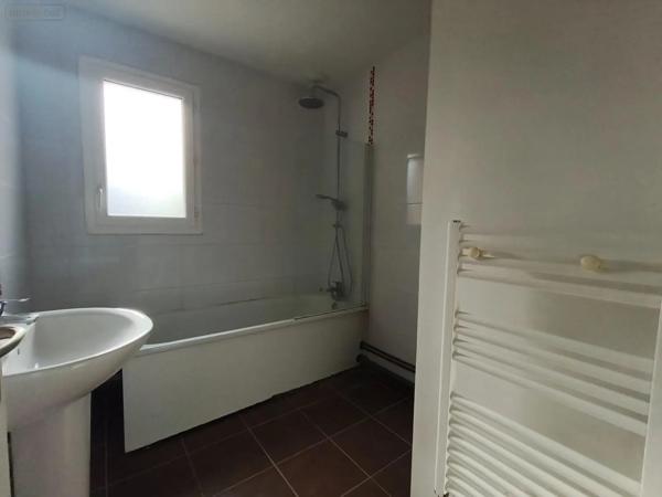 Location - Maison Ézy-sur-Eure 27530 4 pièces 87 m 2 20 m 2