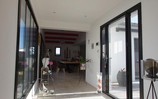 Maison à vendre    6 pièces • 218 m2 Rivedoux-Plage