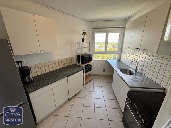 Appartement à vendre 4 pièces 73m² Châteauroux (36000)