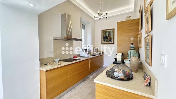 Maison 6 pièces - 236 m²