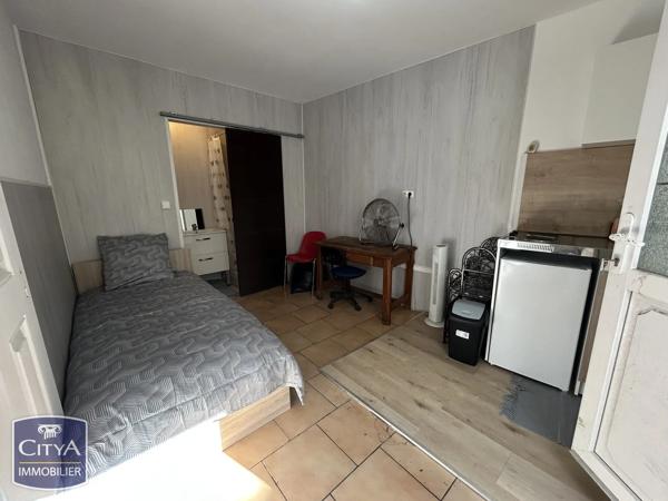 Immeuble à vendre 145.85m² Le Pontet (84130)