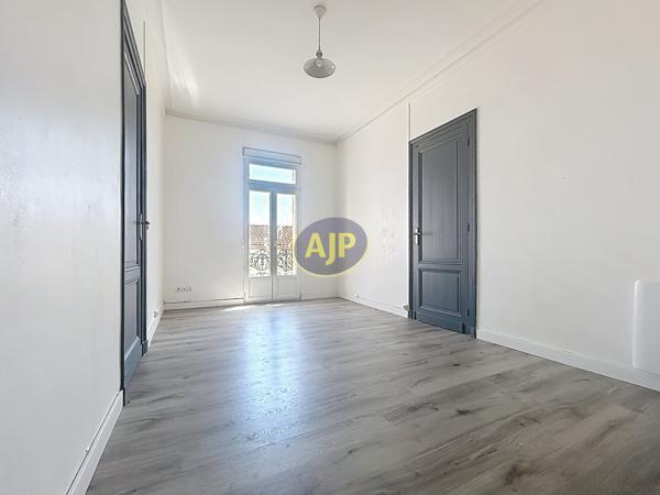 Appartement à vendre Bordeaux - 4 pièces, 80m² avec 3 chambre(s) à 270 000€ - AJP Immobilier Bordeaux Nansouty