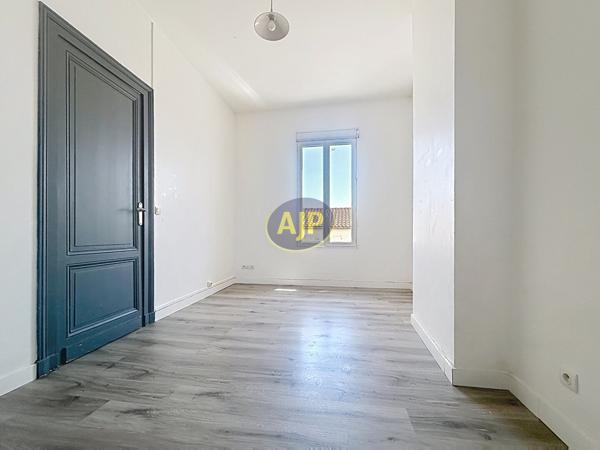 Appartement à vendre Bordeaux - 4 pièces, 80m² avec 3 chambre(s) à 270 000€ - AJP Immobilier Bordeaux Nansouty