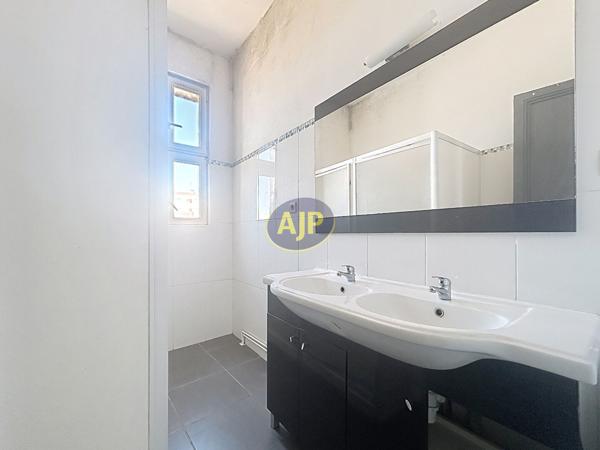 Appartement à vendre Bordeaux - 4 pièces, 80m² avec 3 chambre(s) à 270 000€ - AJP Immobilier Bordeaux Nansouty