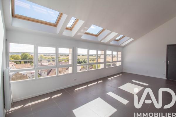 Location appartement 3 pièces 77 m² Houdan