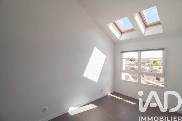 Location appartement 3 pièces 77 m² Houdan