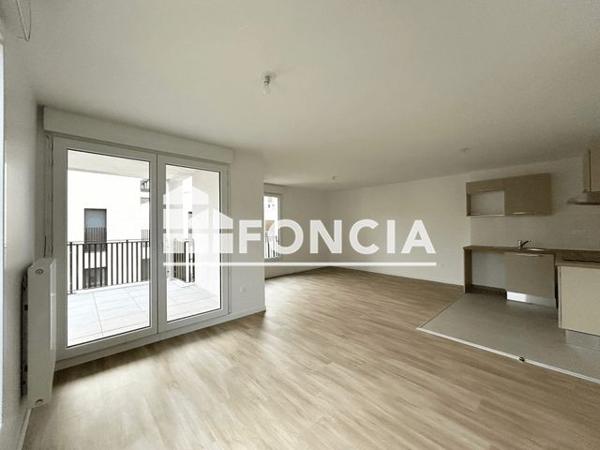 Location Appartement 4 pièces 83.26 m² - 7 RUE ANNE FRANCK Floirac 33270