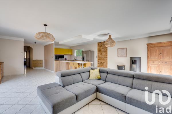 Maison à vendre 6 pièces 161 m² Le Fauga