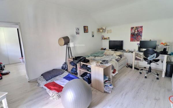 Maison à vendre    6 pièces • 186,96 m2 Vert-Saint-Denis