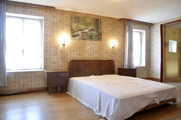 MAISON DE VILLAGE AVEC JARDIN