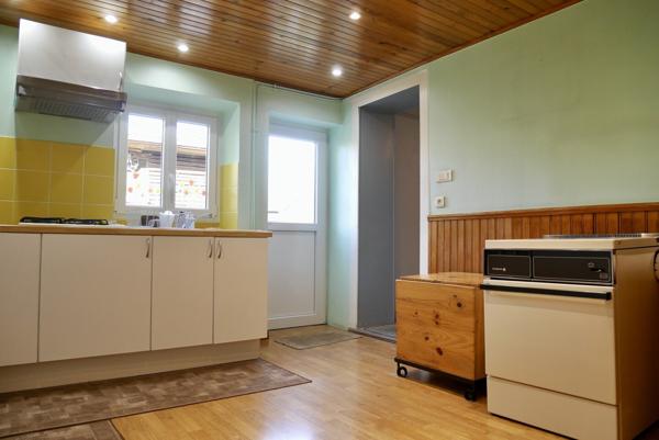 MAISON DE VILLAGE AVEC JARDIN