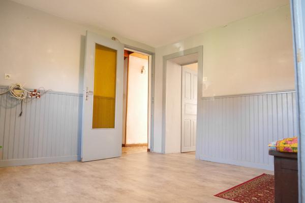 MAISON DE VILLAGE AVEC JARDIN