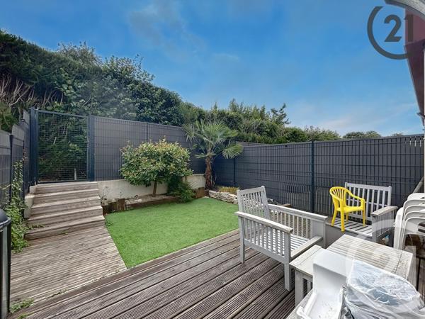 Appartement F5 à vendre  4 pièces - 84 m2 BUCHERES - 10