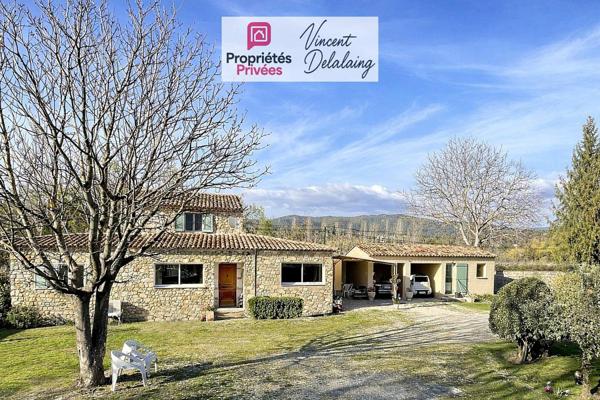Charmante maison sur grand terrain