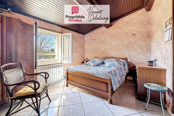 Charmante maison sur grand terrain