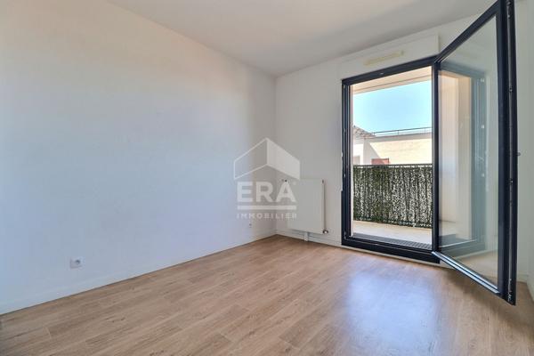 Appartement Aubervilliers 3 pièce(s) 74 m2