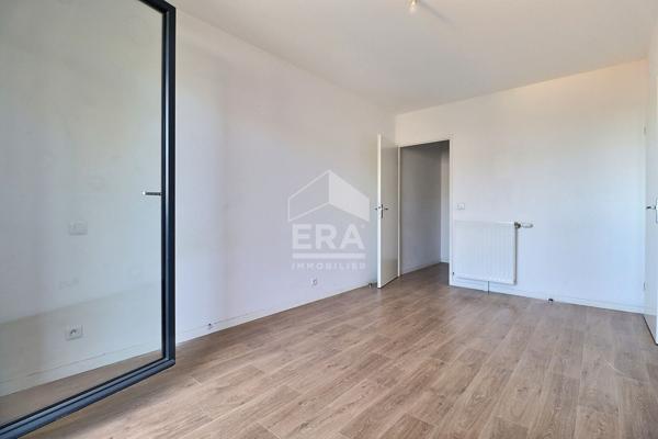 Appartement Aubervilliers 3 pièce(s) 74 m2