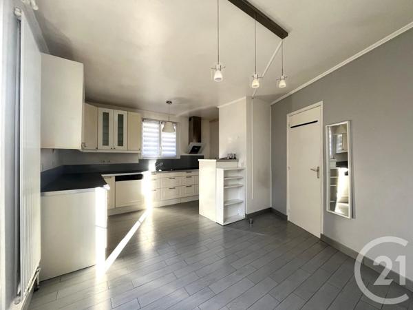 Maison à vendre  6 pièces - 130,89 m 2   MAUREPAS  - 78